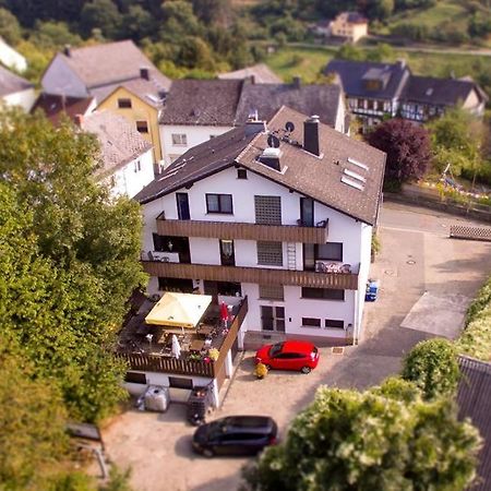 Hotel Zum Lahnfelsen Gräveneck Exterior foto